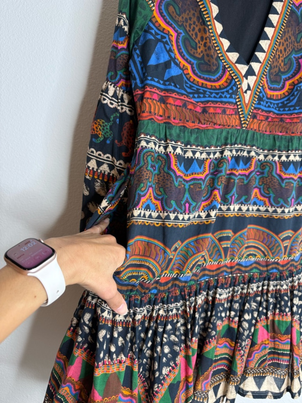 Farm Rio V-Neck Printed Tunic
Dress Sz Small - Picture 8 of 16